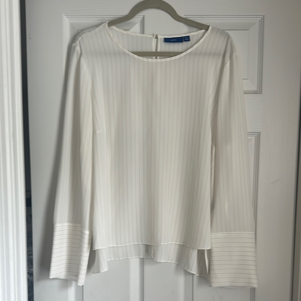 Apt. 9 Cream Ribbed Asymmetrical Blouse